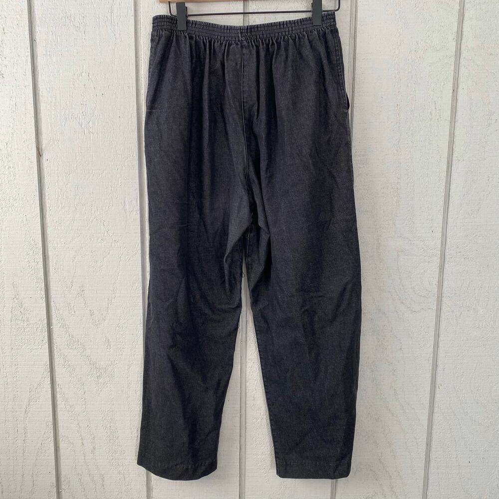 Alfred Dunner Chambray Distressed TikTok Comfy Baggy Cropped Pants - Picture 2 of 4